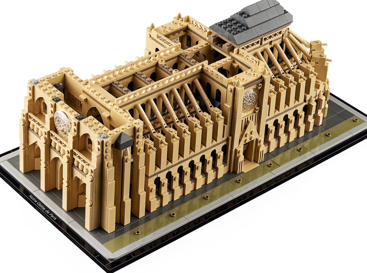 LEGO set 21061 – Notre-Dame van Parijs uit de Lego Architecture collectie, te huur in West- en Oost-Vlaanderen bij Brickset for You