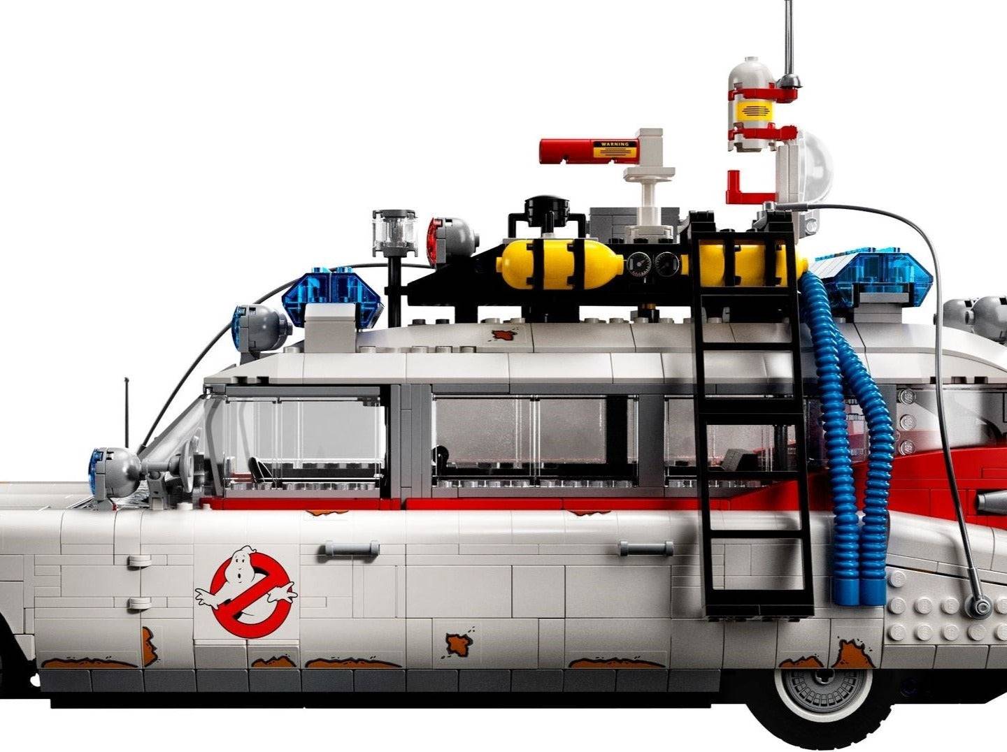 LEGO set 10274 – Ghostbusters™ ECTO-1 uit de Lego Creator Expert collectie, te huur in West- en Oost-Vlaanderen bij Brickset for You