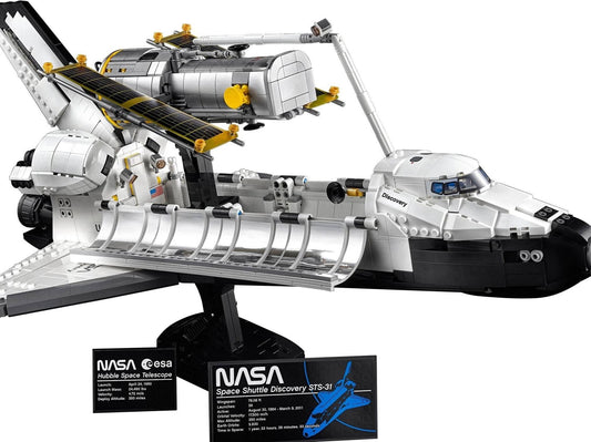 LEGO set 10283 – NASA Space Shuttle Discovery uit de Lego Creator Expert collectie, te huur in West- en Oost-Vlaanderen bij Brickset for You