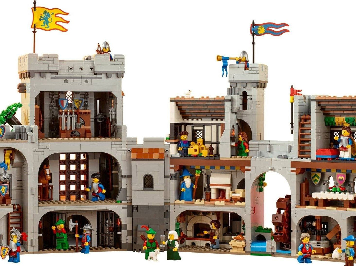 LEGO set 10305 – Leeuwenridders kasteel uit de Lego Creator Expert collectie, te huur in West- en Oost-Vlaanderen bij Brickset for You