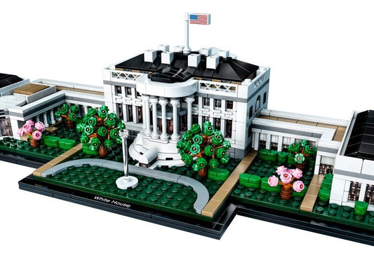 LEGO set 21054 – Het grote Witte Huis uit de Lego Architecture collectie, te huur in West- en Oost-Vlaanderen bij Brickset for You