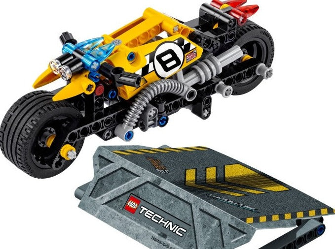 8 Mini Lego technic sets