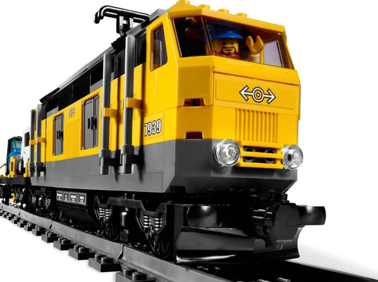 LEGO set 7939 – Vrachttrein uit de Brickset for Kids collectie, te huur in West- en Oost-Vlaanderen bij Brickset for You