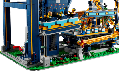 LEGO set 10303 – Lusachtbaan uit de Lego Icons, te huur in West- en Oost-Vlaanderen bij Brickset for You