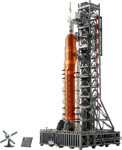 LEGO set 10341 – NASA Artemis ruimtelanceersysteem uit de Lego Icons collectie, te huur in West- en Oost-Vlaanderen bij Brickset for You