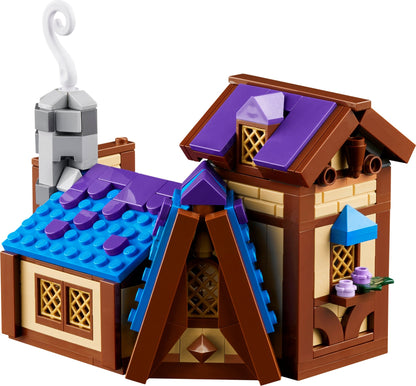 LEGO set 21348 – Dungeons & Dragons: het verhaal van de rode draak uit de Lego Ideas collectie, te huur in West- en Oost-Vlaanderen bij Brickset for You