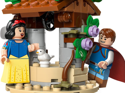 LEGO set 43242 – Huisje van Sneeuwwitje en de zeven dwergen uit de Lego Disney collectie, te huur in West- en Oost-Vlaanderen bij Brickset for You