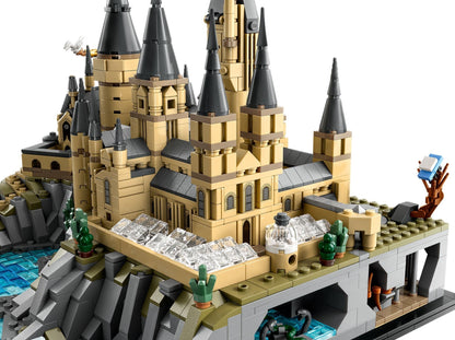 LEGO set 76419 – Kasteel Zweinstein™ en terrein uit de Lego Harry Potter collectie, te huur in West- en Oost-Vlaanderen bij Brickset for You