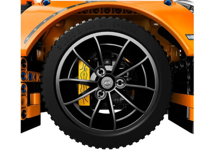 LEGO set 42056 – Porsche 911 GT3 RS uit de Lego Technic collectie, te huur in West- en Oost-Vlaanderen bij Brickset for You