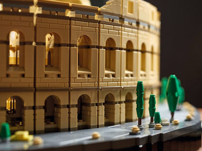 LEGO set 10276 – Colosseum uit de Lego Creator Expert collectie, te huur in West- en Oost-Vlaanderen bij Brickset for You