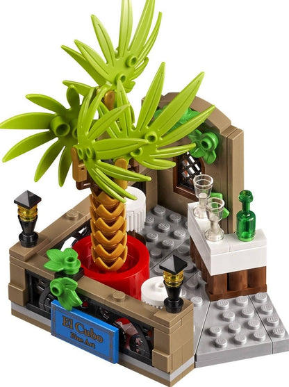 LEGO set 10297 – Boetiekhotel (Set 1) uit de Lego Creator Expert collectie, te huur in West- en Oost-Vlaanderen bij Brickset for You