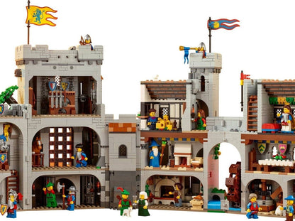 LEGO set 10305 – Leeuwenridders kasteel uit de Lego Creator Expert collectie, te huur in West- en Oost-Vlaanderen bij Brickset for You