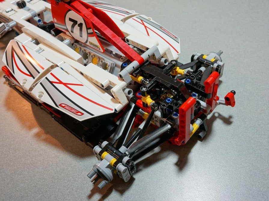 42000 : F1 Raceauto - Brickset for You. Huur Lego In Kortrijk (West-Vlaanderen)