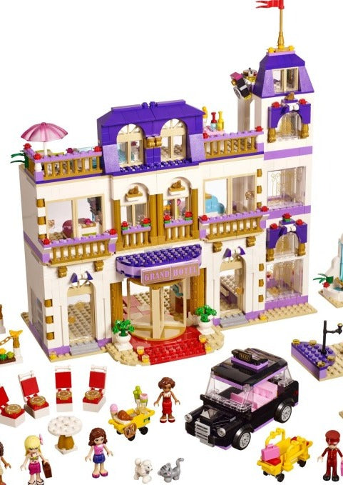 41101 : Heartlake Hotel - Brickset for You. Huur Lego In Kortrijk (West-Vlaanderen)