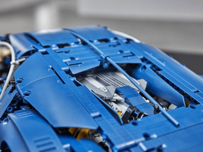 LEGO set 42083 – Bugatti Chiron uit de Lego Technic collectie, te huur in West- en Oost-Vlaanderen bij Brickset for You
