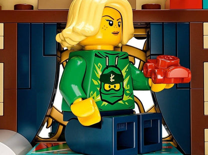 LEGO set 71741 – Ninjago stadstuinen uit de Lego Ninjago collectie, te huur in West- en Oost-Vlaanderen bij Brickset for You