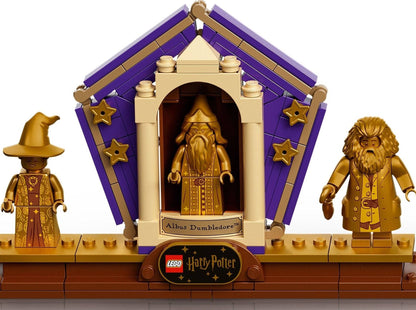 LEGO set 76391 – Zweinstein™ Iconen - verzamelobjecten uit de Lego Harry Potter collectie, te huur in West- en Oost-Vlaanderen bij Brickset for You