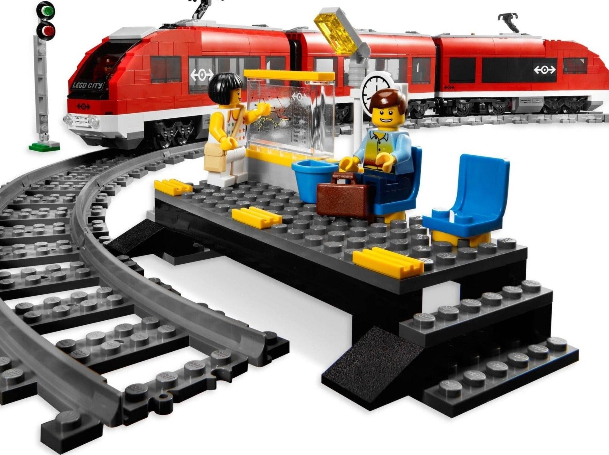 7938 : Passagiers trein - Brickset for You. Huur Lego In Kortrijk (West-Vlaanderen)